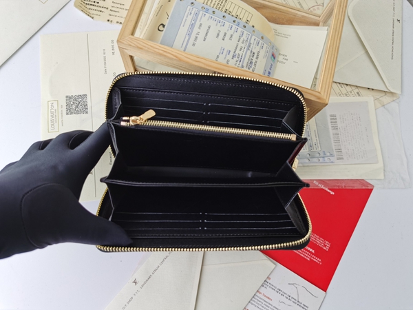 LVコピーウォレット細部ディテール